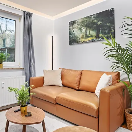 Edler Wohnraum Noble Stadtoase Mit Boxspringbett, Kaffeevollautomat, Lift & Parkplatz Апартаменты *