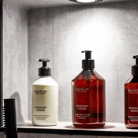 Edler Wohnraum Noble Stadtoase Mit Boxspringbett, Kaffeevollautomat, Lift & Parkplatz Daire Chemnitz