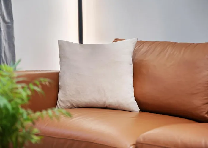 Edler Wohnraum Noble Stadtoase Mit Boxspringbett, Kaffeevollautomat, Lift & Parkplatz
